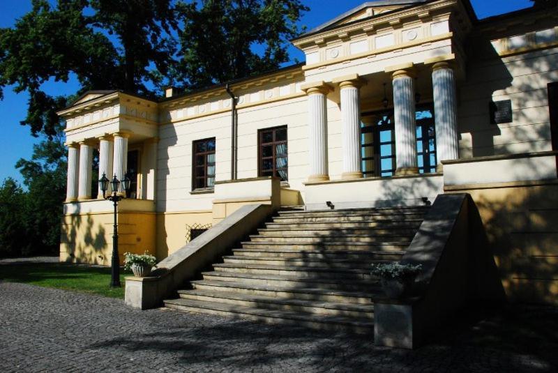 Palac W Malkowie Warta Extérieur photo