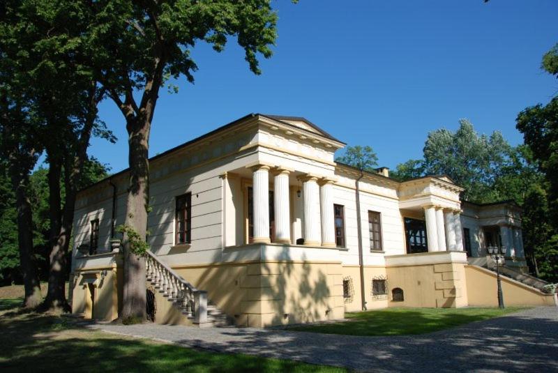 Palac W Malkowie Warta Extérieur photo
