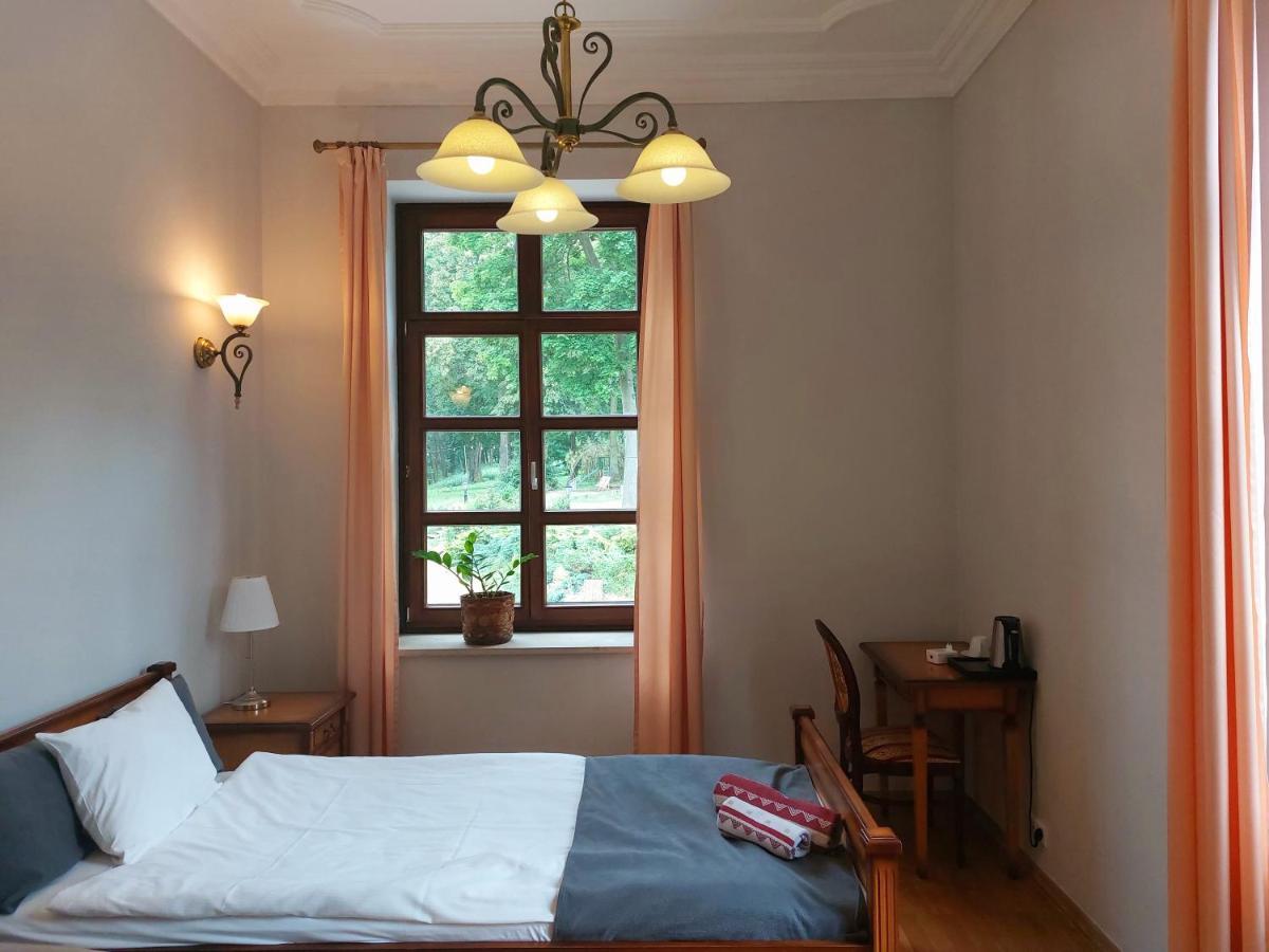 Palac W Malkowie Warta Extérieur photo